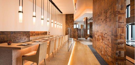 Kura Teppanyaki & Sushi