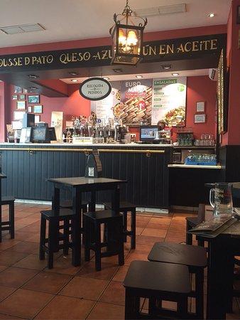 Cerveceria 100 Montaditos