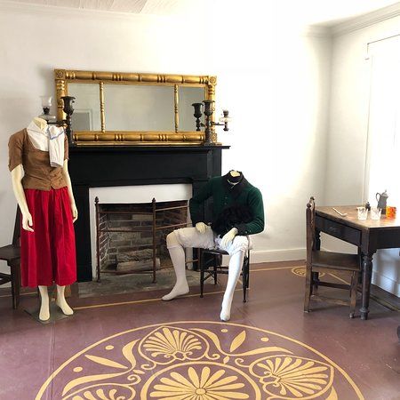 The Colonial Experience