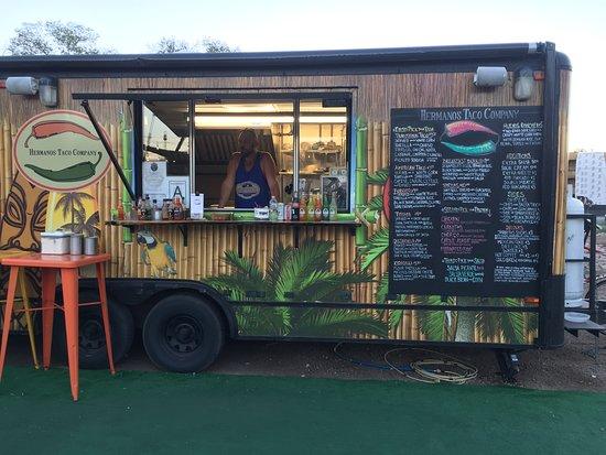 Hermanos Taco Company