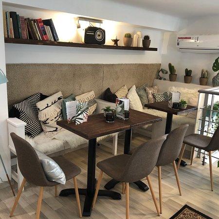 FICAK Bistro