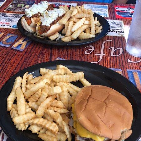 Pot Luck Cafe