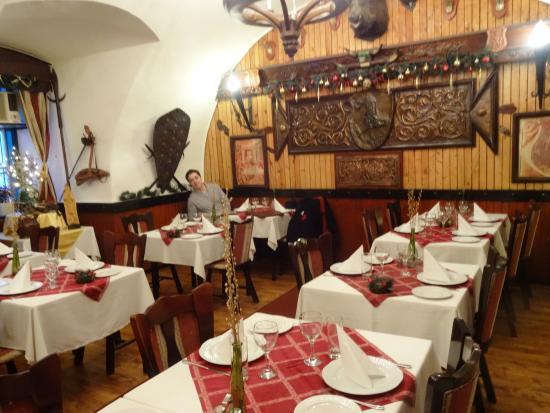 Fekete Hollo Restaurant