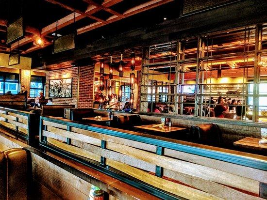 Wood Ranch BBQ & Grill