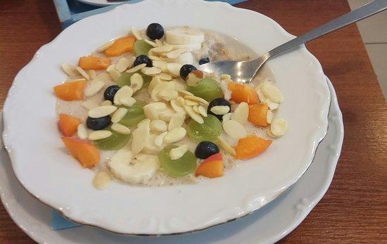 Veget Bistro Cafe