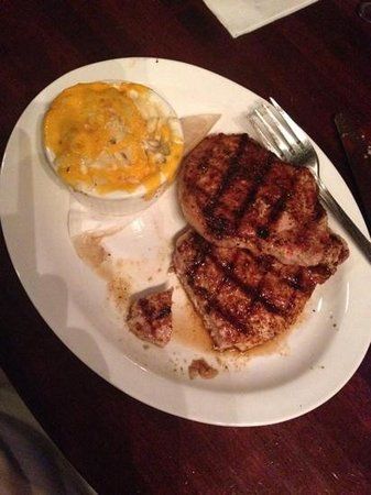 Black Horse Pub & Brewery