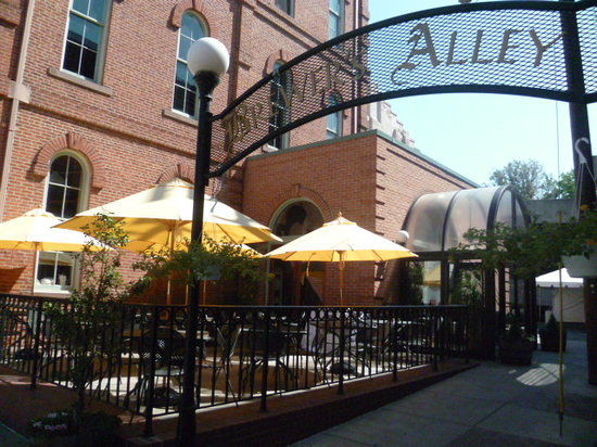 Brewer's Alley