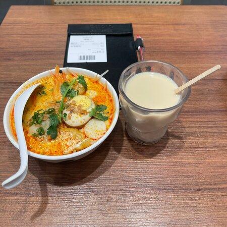 Bugis@ Laksa・Hainan Chicken Rice