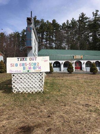 XII Sporks American Cuisine