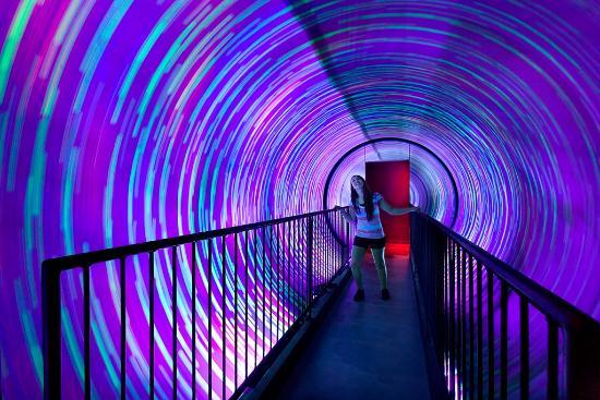 Hannah's Maze of Mirrors