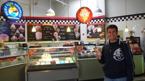 Coldstone Creamery