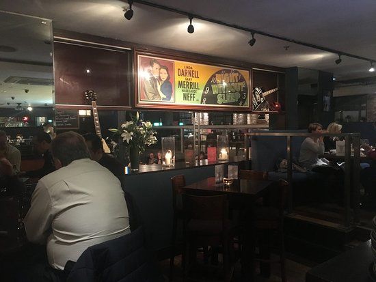 Smollensky's on the Strand