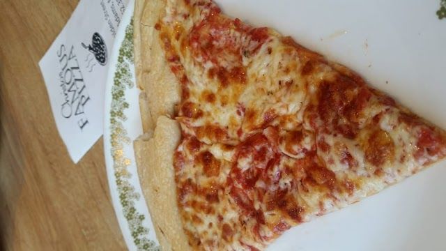 Christo's Famous Pizza